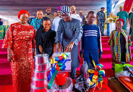 SANWO-OLU EMPOWERS 1,500 YOUTH, WOMEN WITH WORKING EQUIPMENT