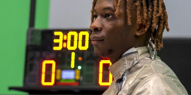 Ex-British fencer Akinyosoye switches allegiance to Nigeria