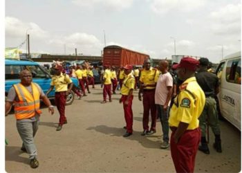 LASTMA PERSONNEL BRUTALLY ATTACKED WHILE DISCHARGING OFFICIAL DUTIES