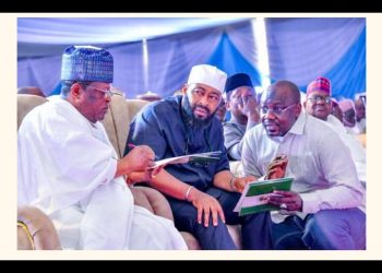 Umahi frowns at slow pace of Sulena-Minna Road construction 