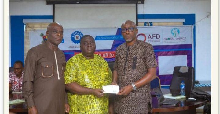 LASG Compensates Tenants, Property Owners For Ketu-Alapere Bus Corridor Project