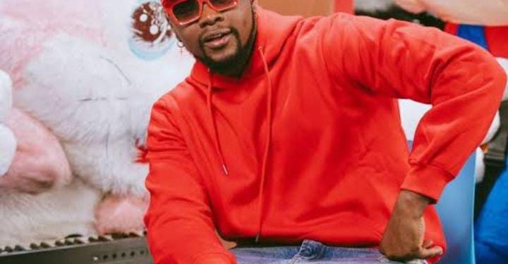 Kizz Daniel reclaims master right to  debut album