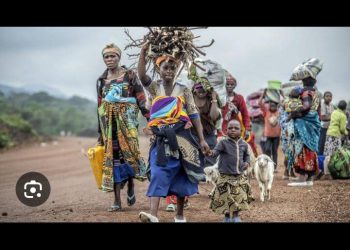Ethnic militia kill 10 in DR Congo displaced persons camp