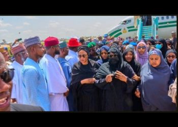 Katsina governor fight back tears at Buhari’s funeral