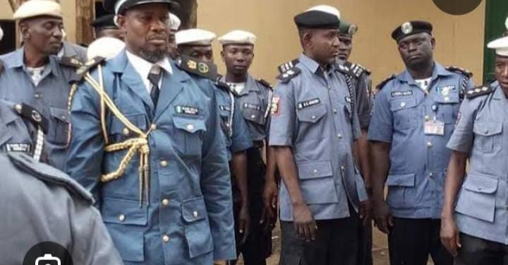 Kano Hisbah Arrests 27 Men & 35 Women For “Enjoying” Themselves During Rainy Weather