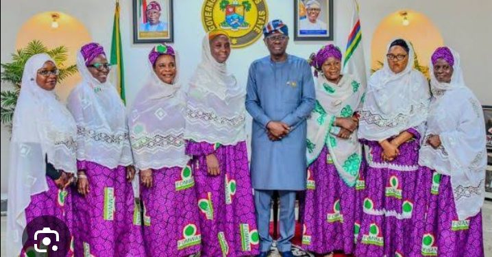 SANWO-OLU COMMENDS FOMWAN FOR COMMUNITY CLINIC PROJECT IN ETI-OSA