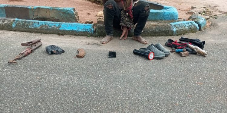 TROOPS ARREST SUSPECTED KIDNAPPER, RECOVER AK-47 ON BENIN-SAPELE ROAD